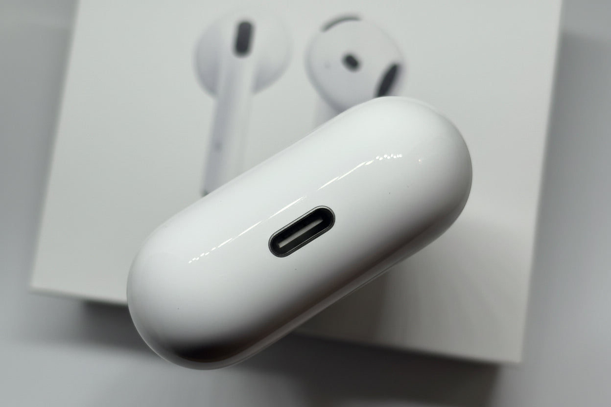 Apple AirPods 4. Generation Ladecase ohne ANC A3050/A3053/A3058