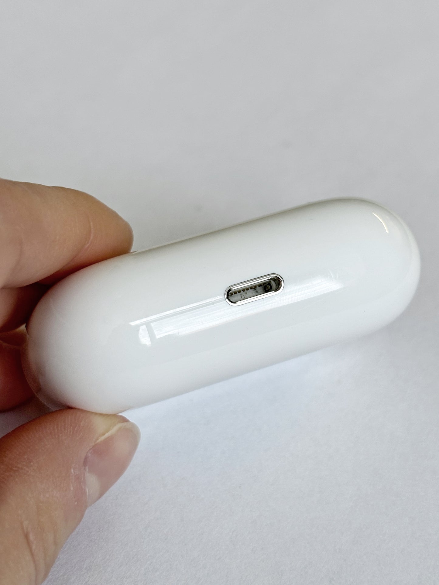 Apple AirPods Pro 1. Generation Ladecase (A2190) Refurbished/Neu