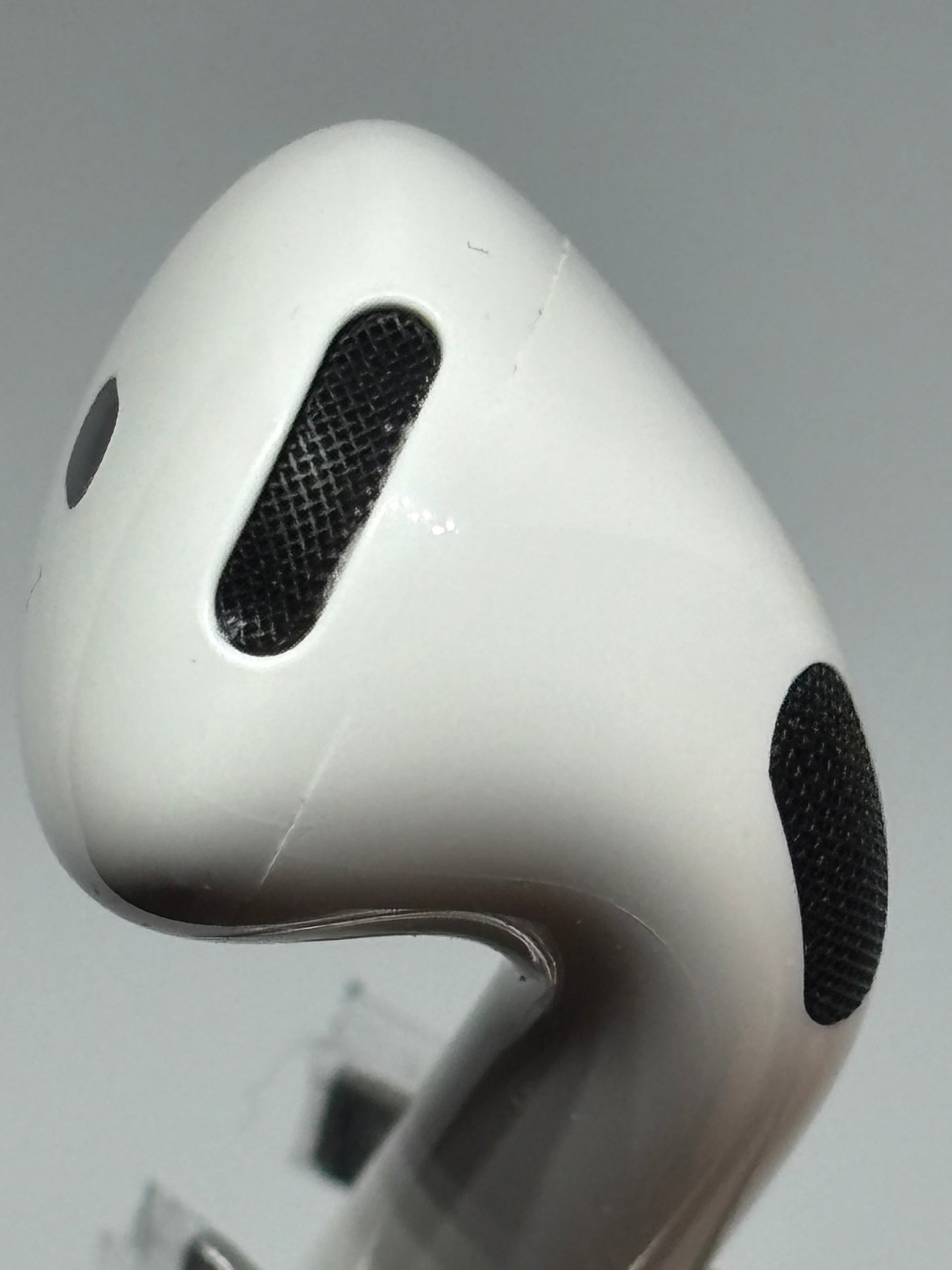 Apple AirPods 4. Generation links mit ANC A3055/A3056/A3059