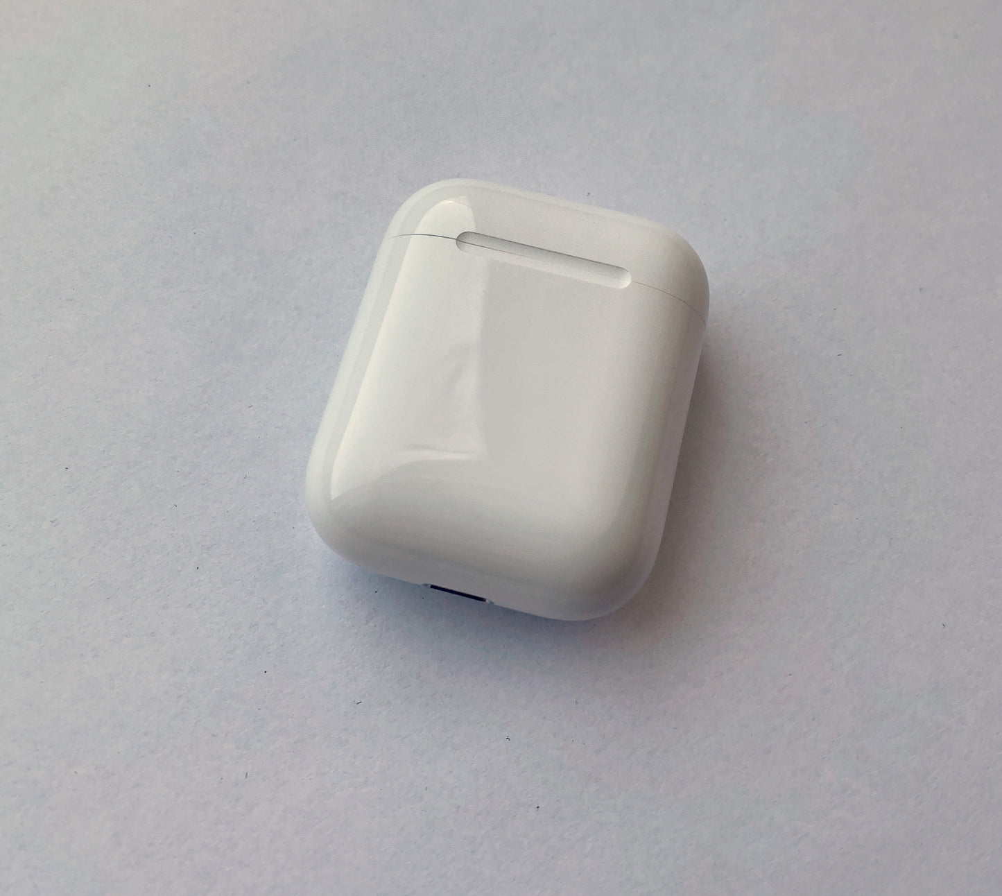 Apple AirPods 2. Generation NUR LADECASE A1602 Refurbished